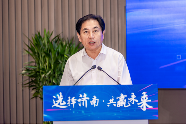 宏志.png