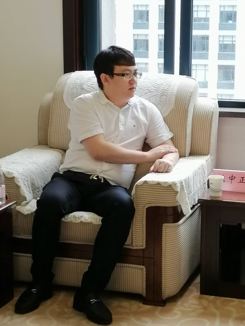 座谈-3.jpg
