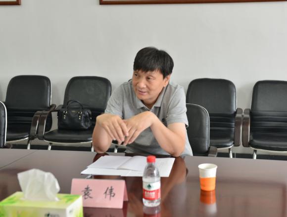 6月21日,中国科技信息研究所(中信所)袁伟总工程师带领中信所技术支持